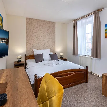 Rodinny Hotel Myslivna Třeboň Extérieur photo