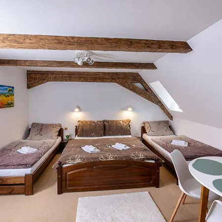 Rodinny Hotel Myslivna Třeboň Extérieur photo