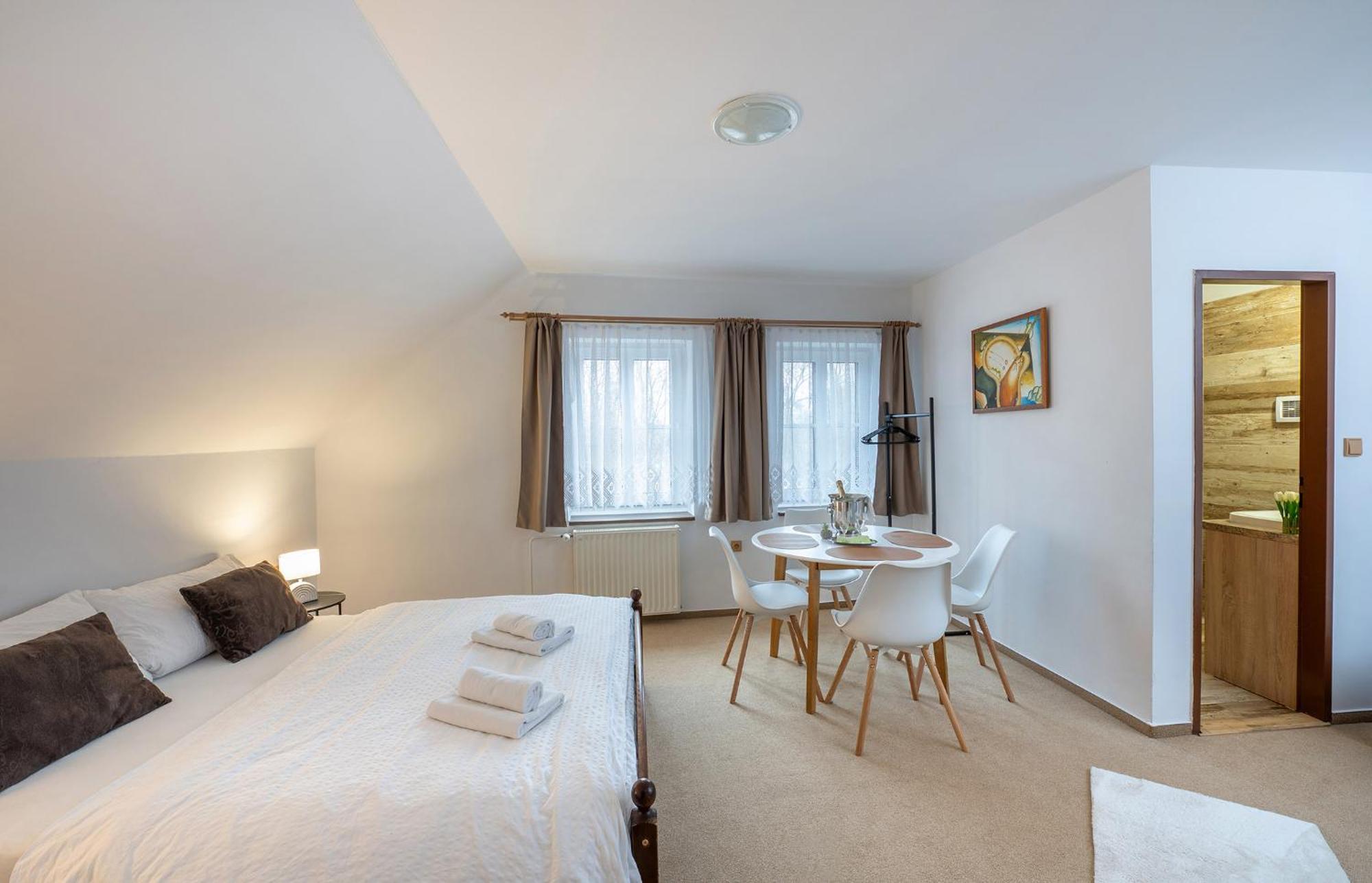Rodinny Myslivna Hotel 3*