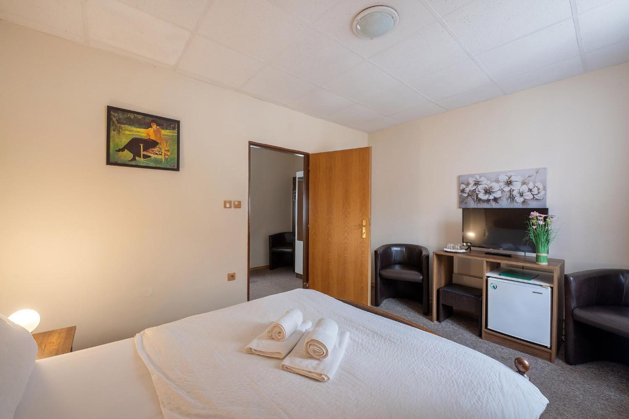 Rodinny Myslivna 3* Trzeboń