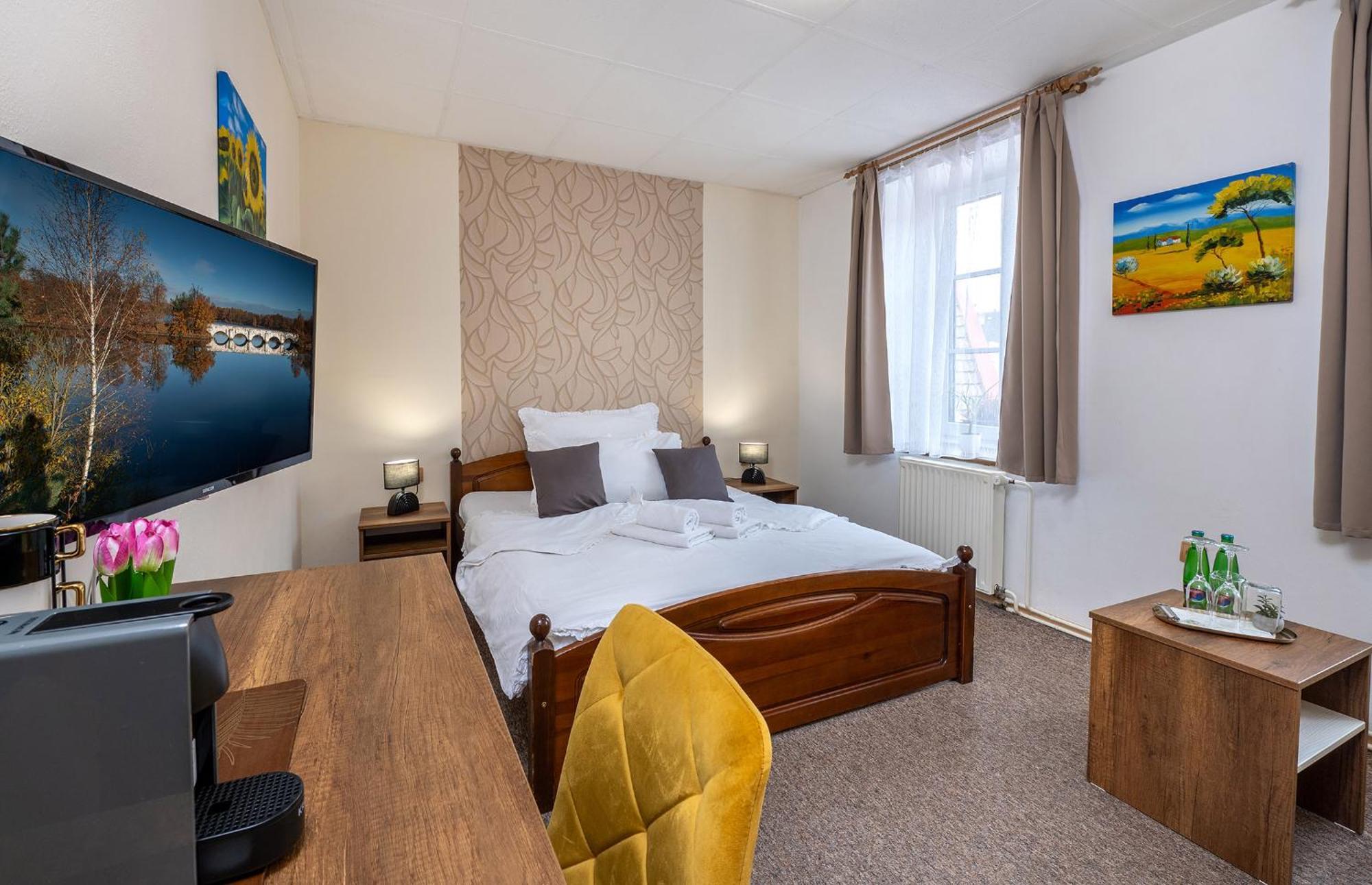 Hotel Rodinny Myslivna