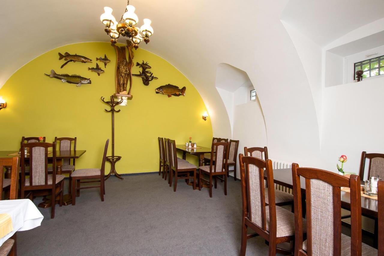 Rodinny Myslivna Hotel 3*